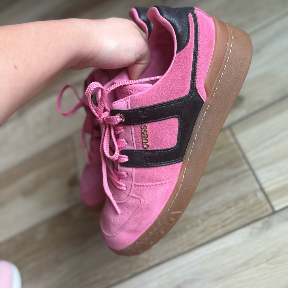 GUESS Women's INART Pink and Black Sneakers 8 - Picture 3 of 7